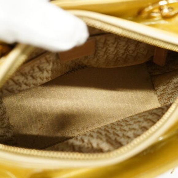 Christian Dior Lady Dior Patent Leather Shoulder Bag - Picture 4 of 15